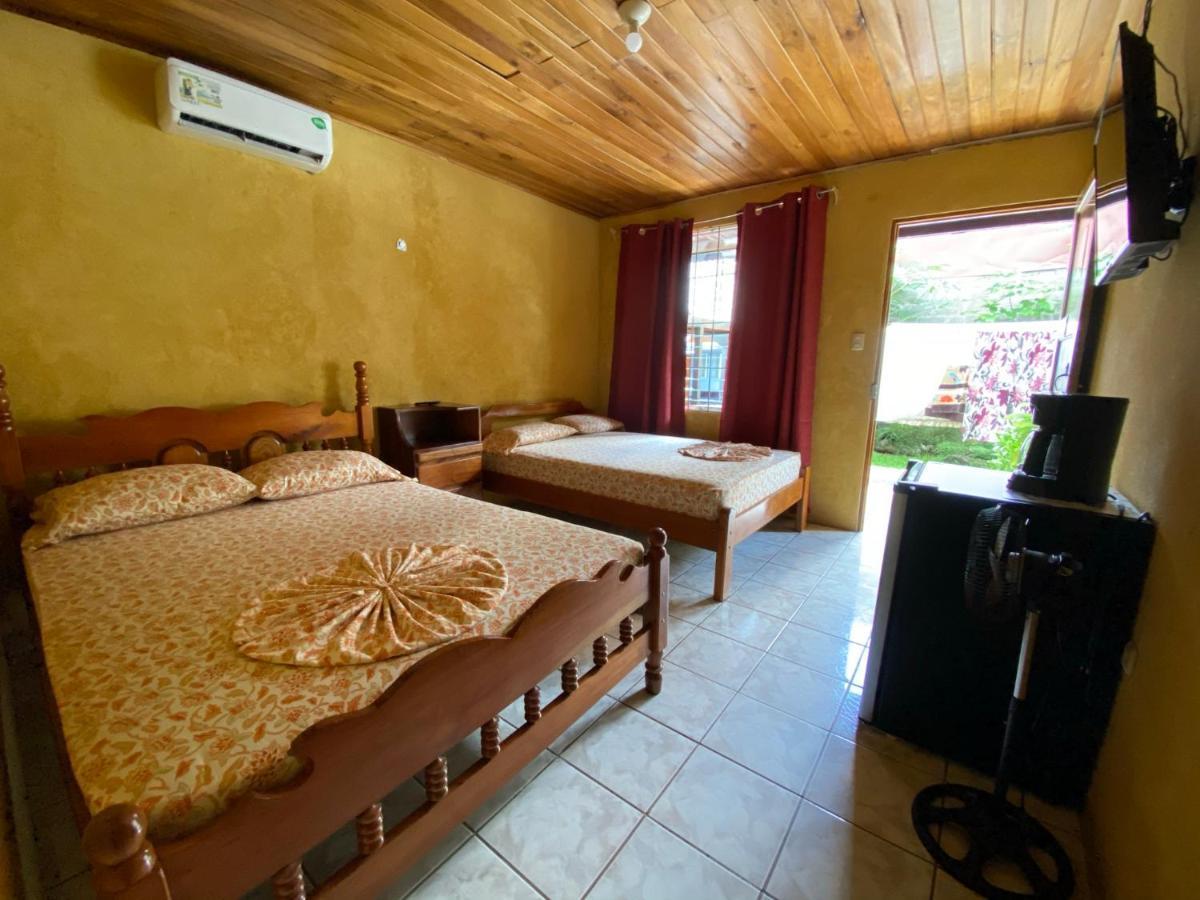 Cabinas Las Palmas Del Sol La Fortuna Kültér fotó