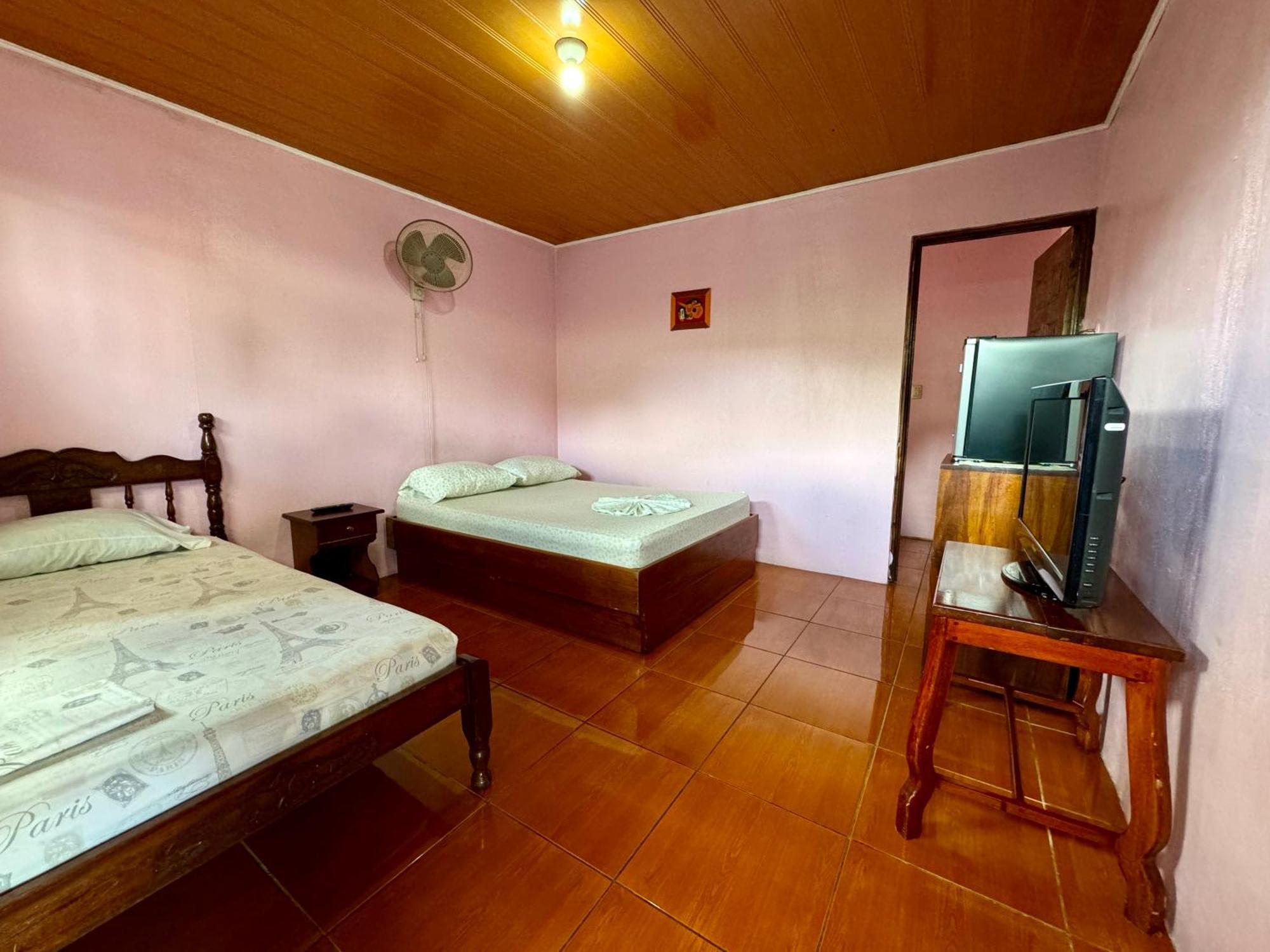 Cabinas Las Palmas Del Sol La Fortuna Kültér fotó