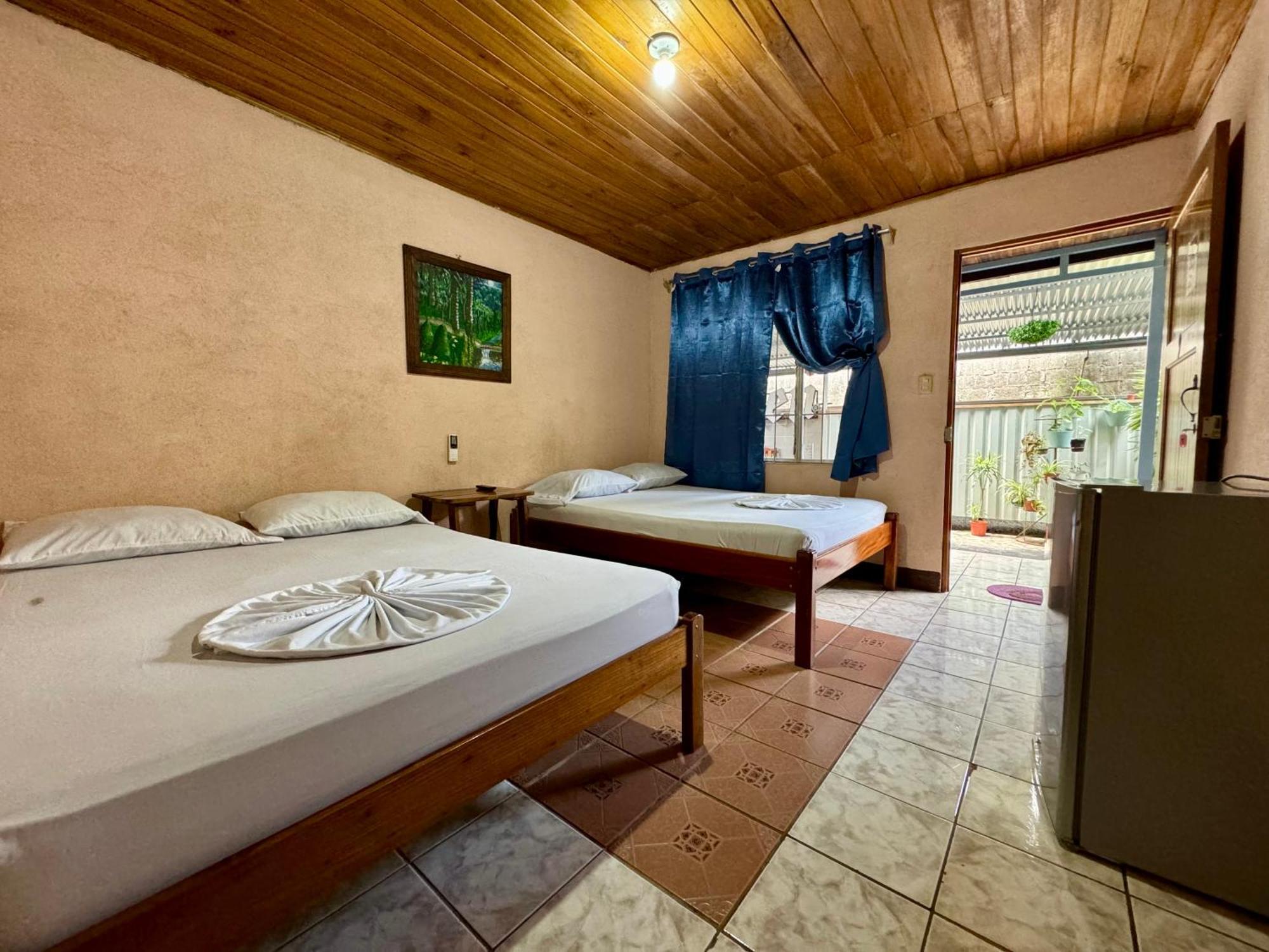 Cabinas Las Palmas Del Sol La Fortuna Kültér fotó